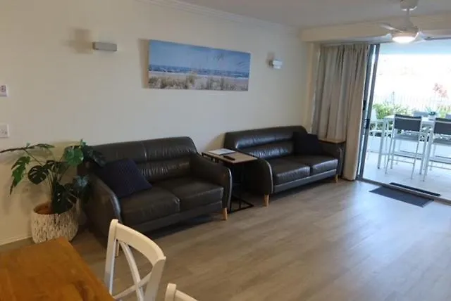 Ground Floor Oceanfront Apartment Bargara Australien